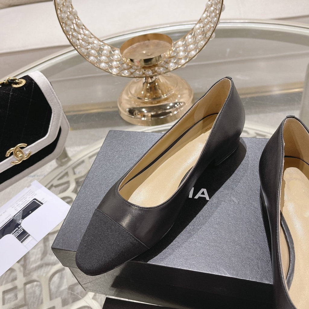 CHANEL pump 2.5 black lambskin